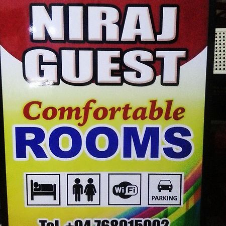 Mirissa Niraj Guest Hotel Buitenkant foto